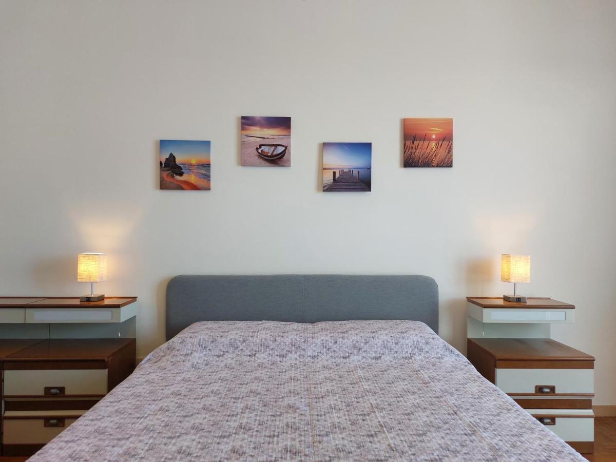 Maremare, Really On The Beach, With Private Parking Savona Exterior foto